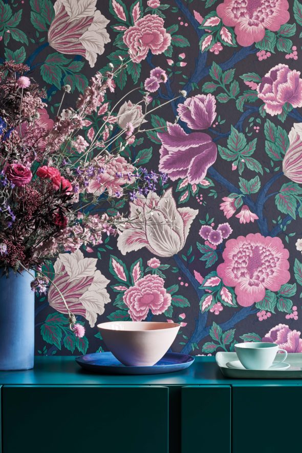 Midsummer Bloom 116-4015 wallpaper from the Pearwood collection by Cole & Son.